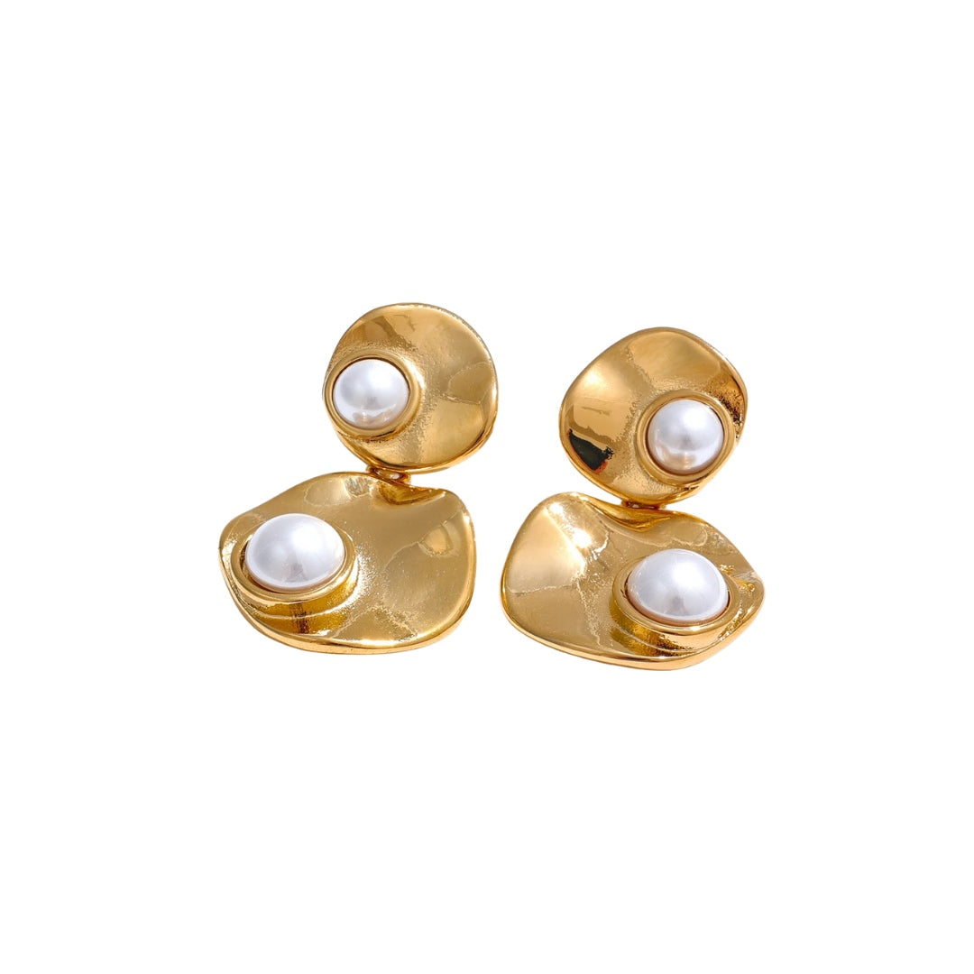 Gold pearl earrings